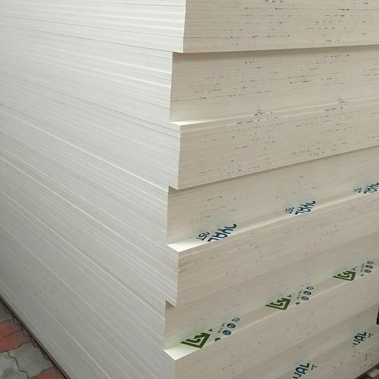 PVC Foam Taularen ezaugarriak eta abantailak