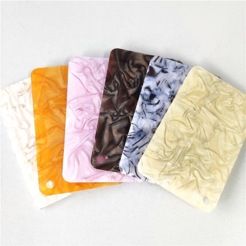 Zeintzuk dira pantailetarako akriliko xafla baten abantailak